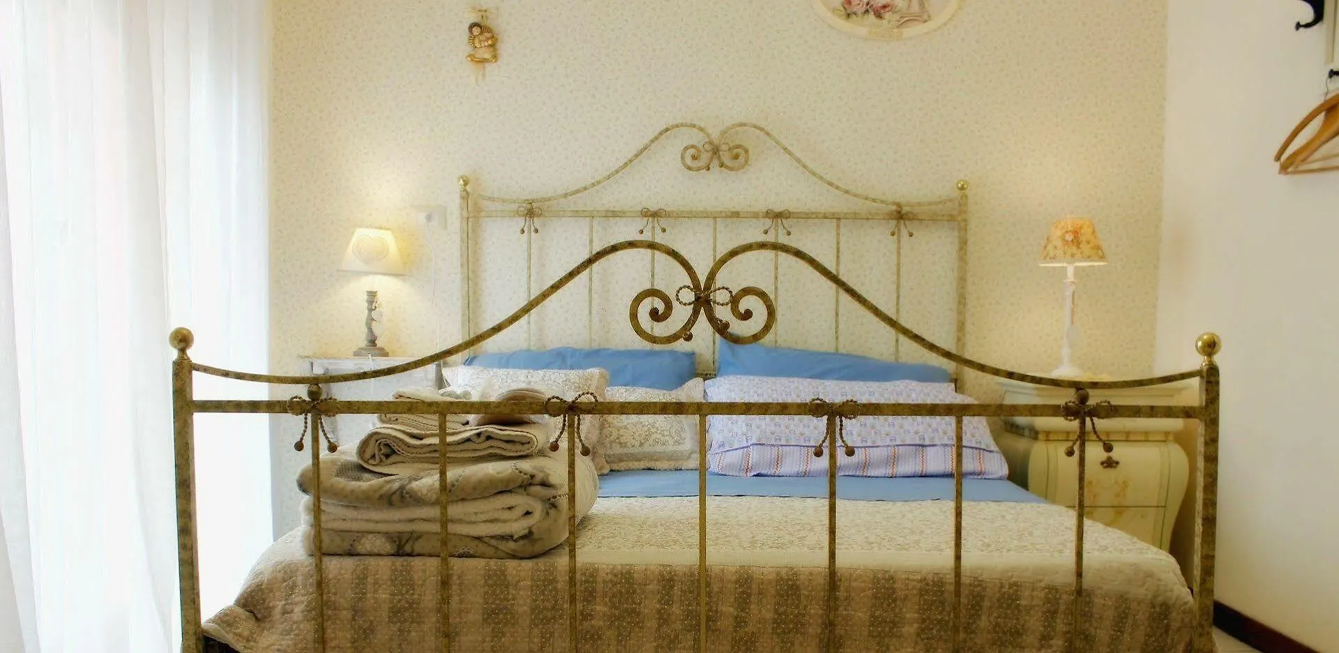 B&B Santa Sofia Gravina di Catania Frühstückspension